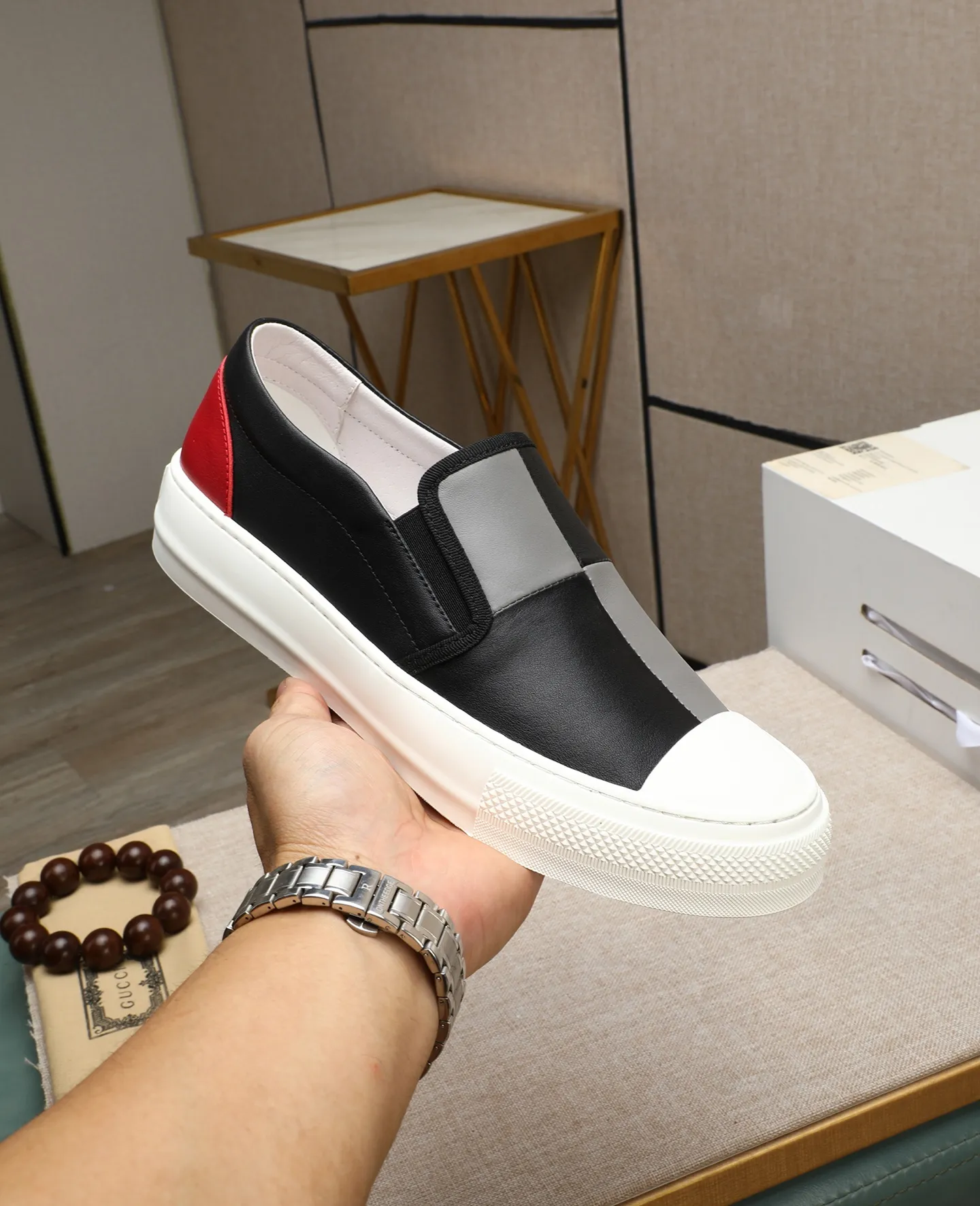 Men's men's shoes 💰440 GUCCI🔍🔍The latest model is on sale at the same time at the counter. Original calfskin imported from Italy, genuine leather lining, (high-end, noble, and classy) with exquisite workmanship. Sole: Original sole provided by the original factory, ⚠Exclusive double-layer movable molded sole super comfortable⚠, real shot 🎬The real thing is better🔍🔍"High quality·Follow the order" Code number 38-44